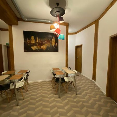 Grand Guesthouse Apartament Gdańsk Exteriör bild