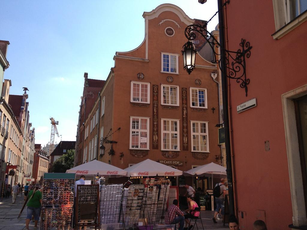 Grand Guesthouse Apartament Gdańsk Exteriör bild