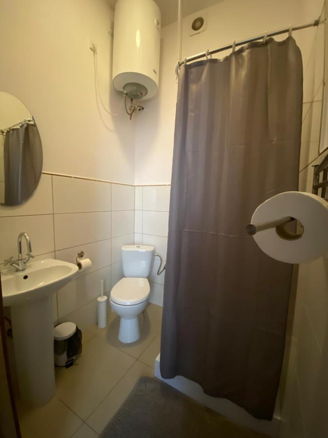 Grand Guesthouse Apartament Gdańsk Exteriör bild