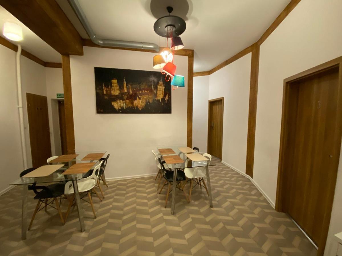 Grand Guesthouse Apartament Gdańsk Exteriör bild