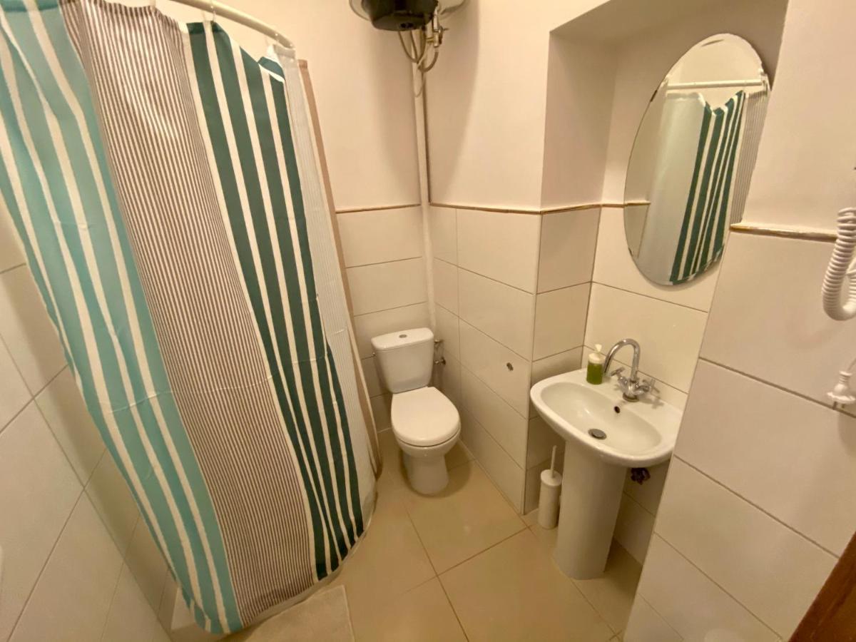 Grand Guesthouse Apartament Gdańsk Exteriör bild